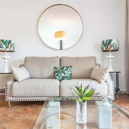 Pg9 - Andalucian 3-story Townhouse Near Estepona