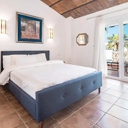 Pg9 - Andalucian 3-story Townhouse Near Holiday home Estepona